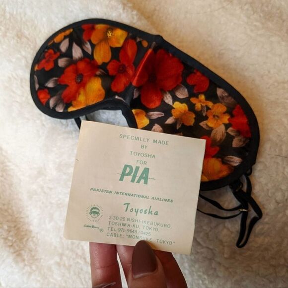 1960s Midcentury Made in Japan Satin Airline Eyeshades - Picture 3 of 8